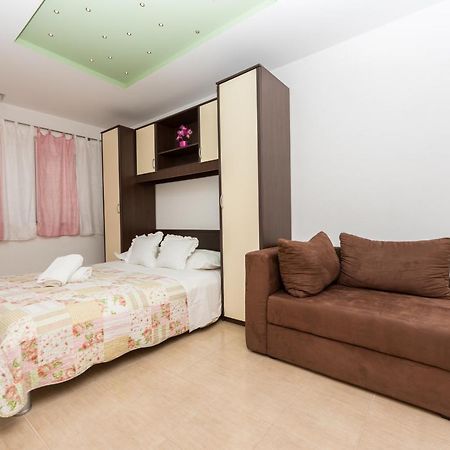 Apartments Villa Vujcic Makarska Luaran gambar