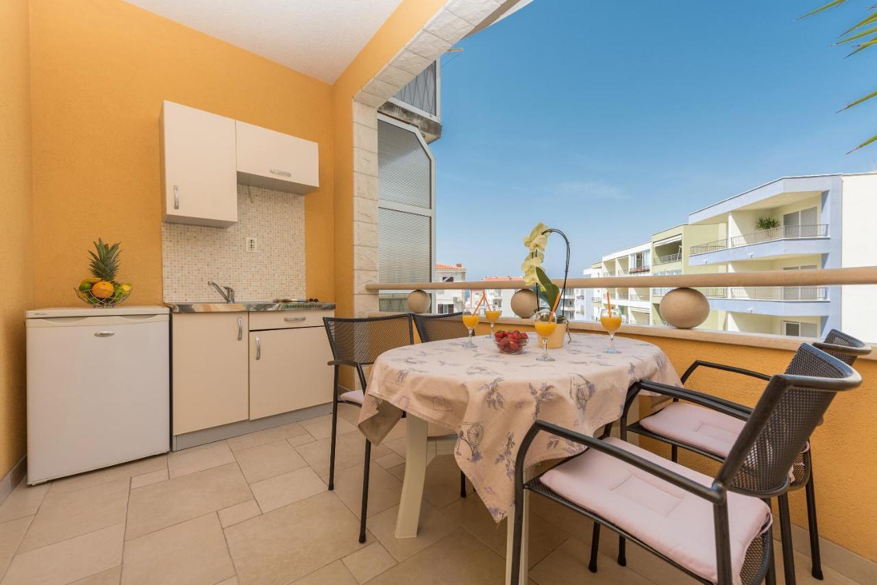 Apartments Villa Vujcic Makarska Luaran gambar