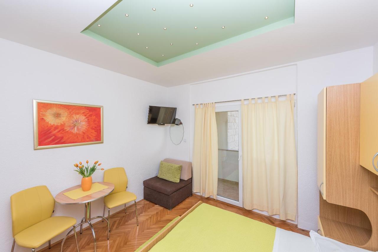 Apartments Villa Vujcic Makarska Luaran gambar