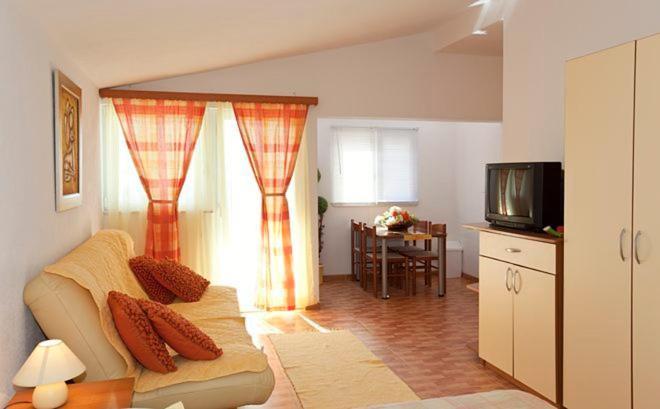 Apartments Villa Vujcic Makarska Luaran gambar
